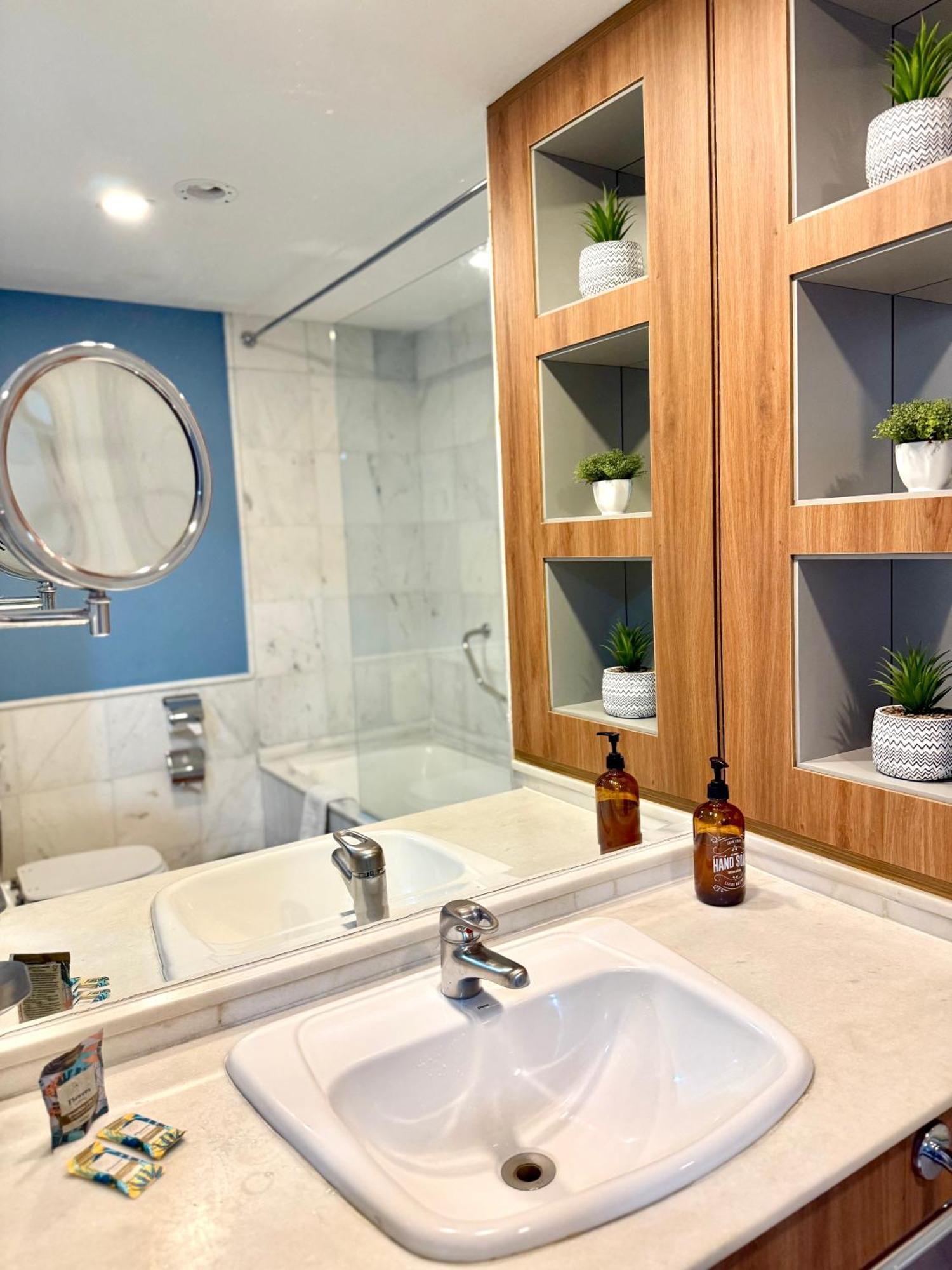 Lindo Com Jacuzzi E Sacada A 50m Av Paulista Apartment Sao Paulo